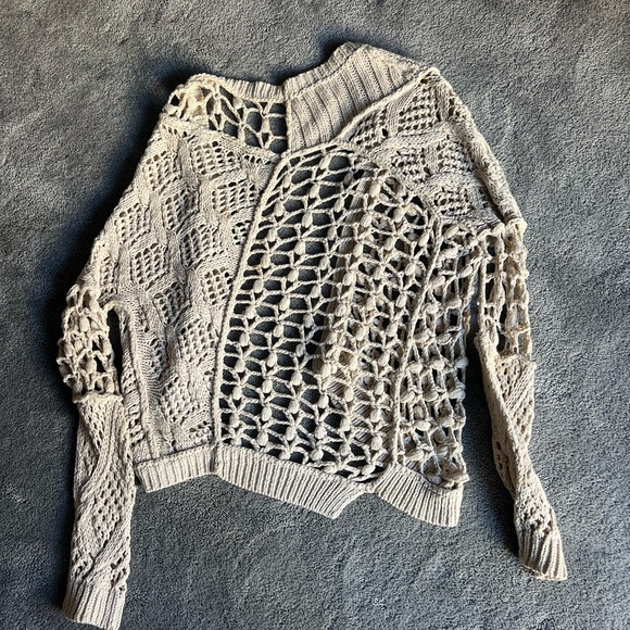 All Saints Sweater Hand crochet linen size 4 asymmetrical - Picture 4 of 5